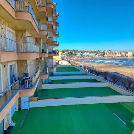 Maya L' Escala